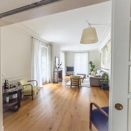Dimora Adriani, Charme E Relax Nel Cuore Delle Langhe *