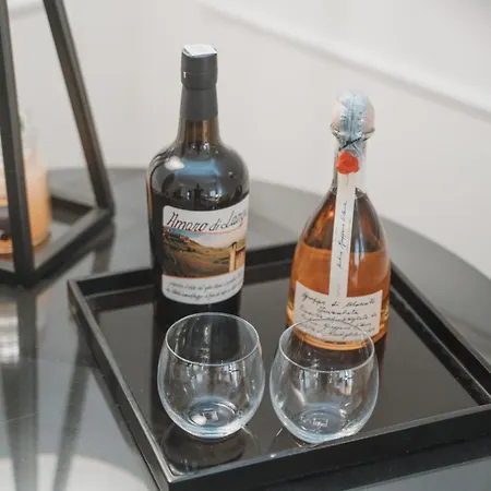 Casa vacanze Dimora Adriani, Charme E Relax Nel Cuore Delle Langhe
