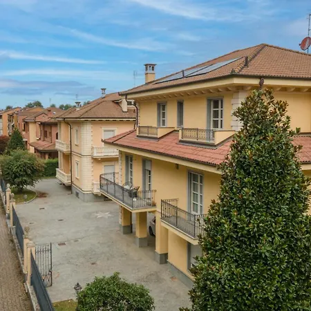Dimora Adriani, Charme E Relax Nel Cuore Delle Langhe Tatil Evi *
